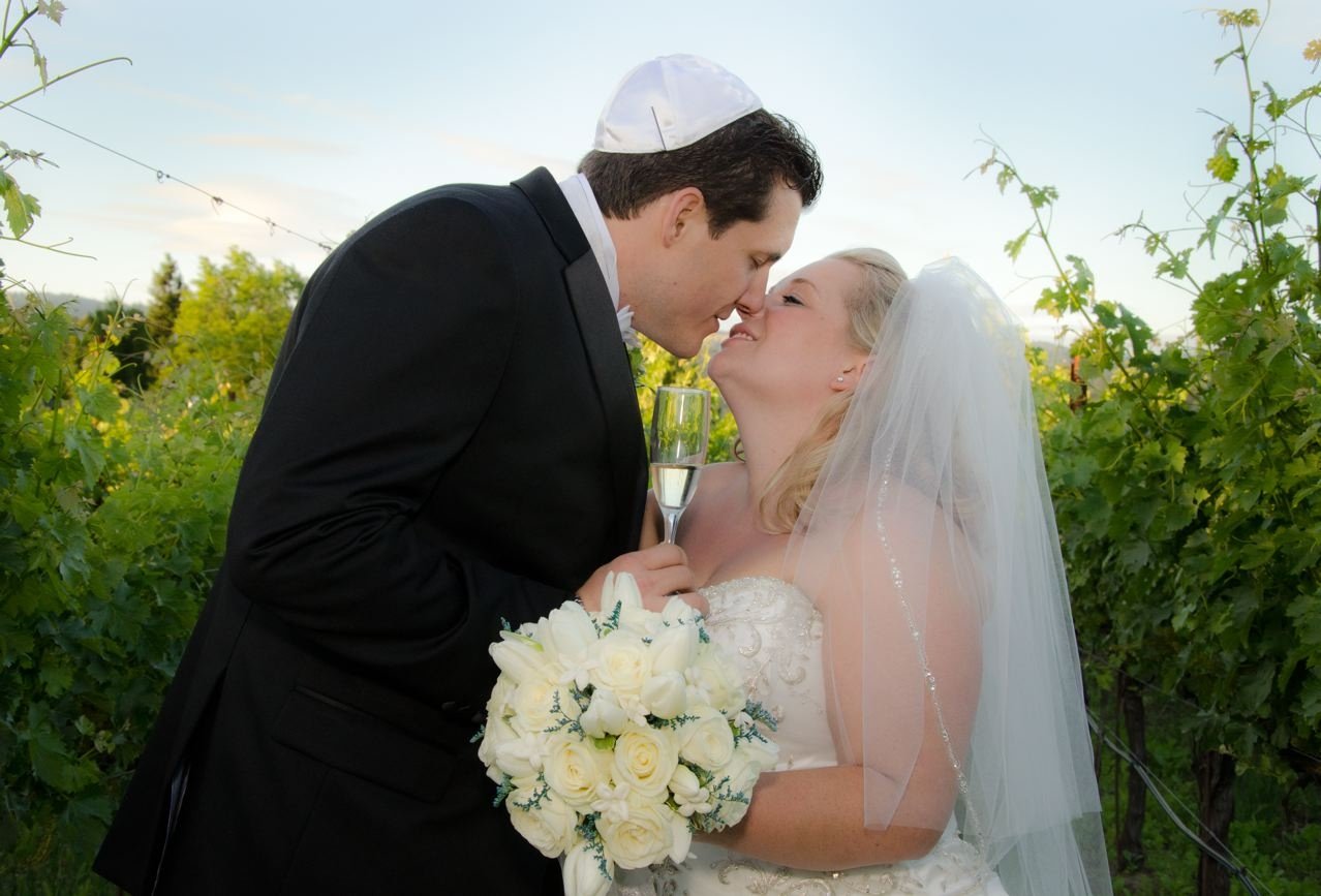 Choosing a Sonoma or Napa Wine Country Wedding Photographer